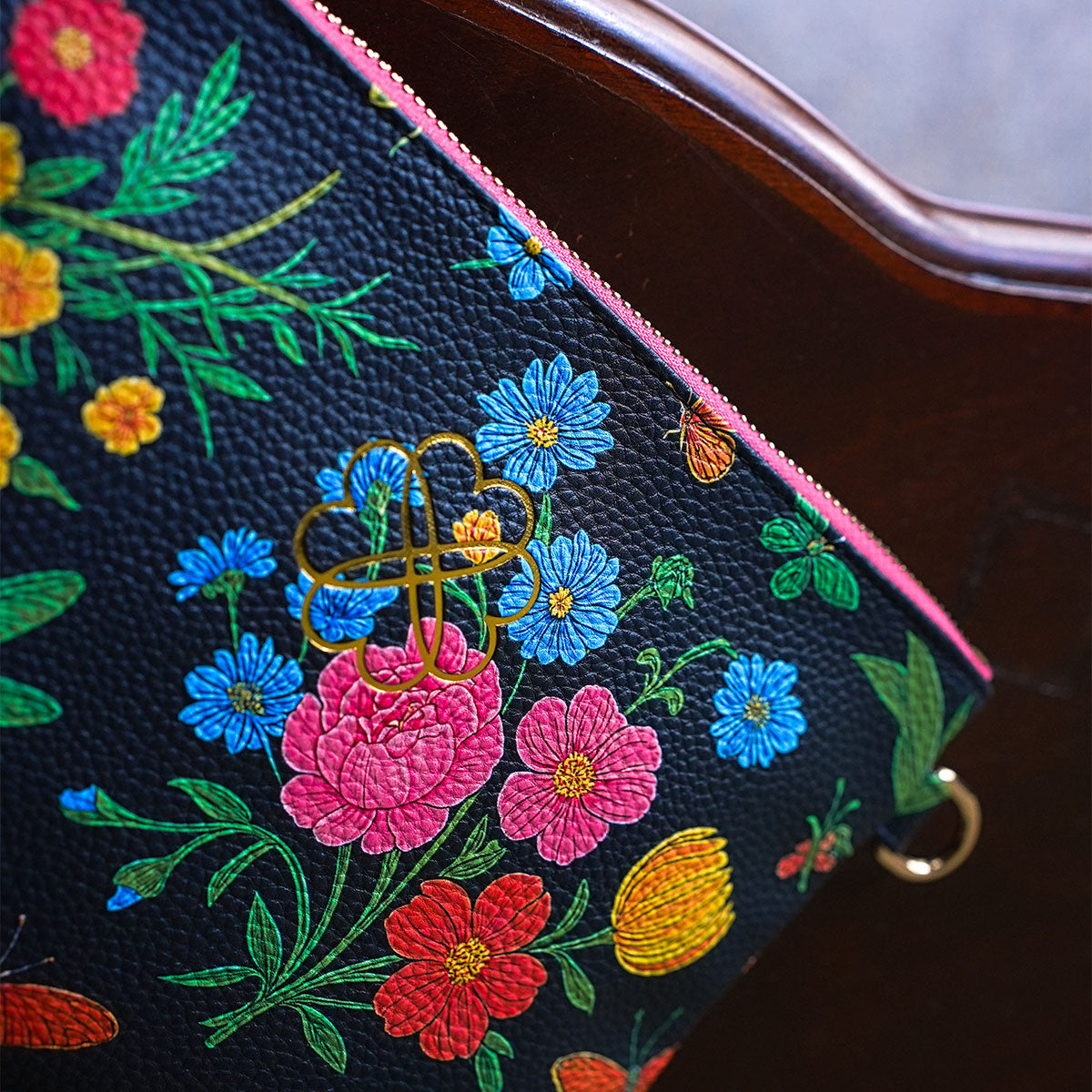 Stella Clutch Floral Black