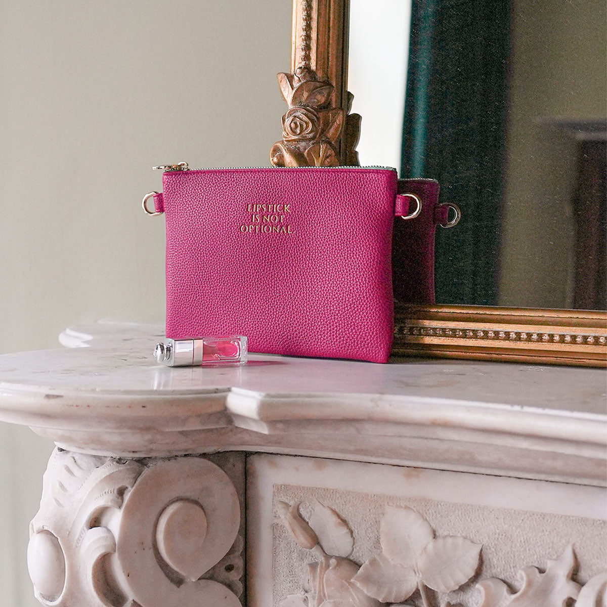 Lia Pouch Raspberry