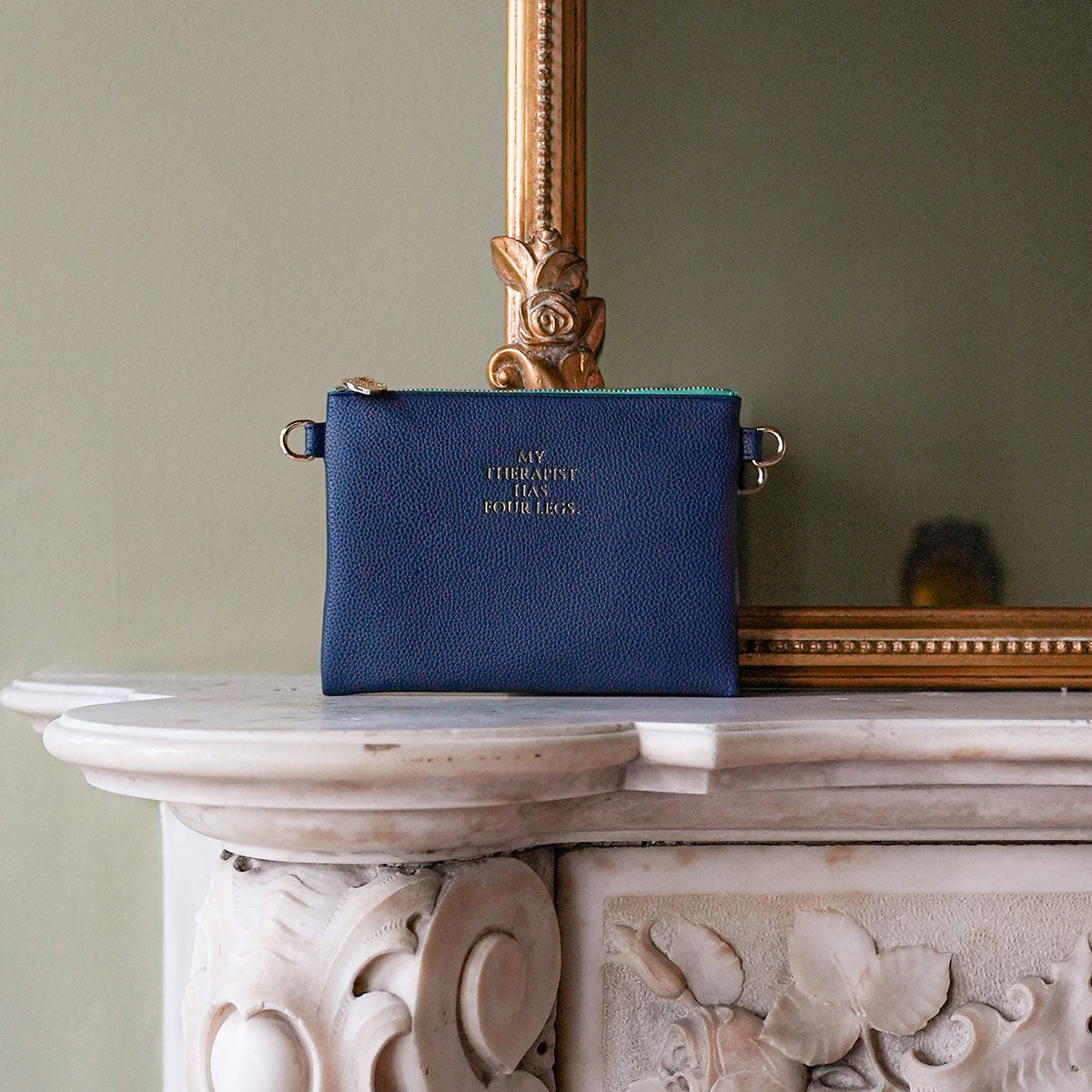 Lia Pouch Navy