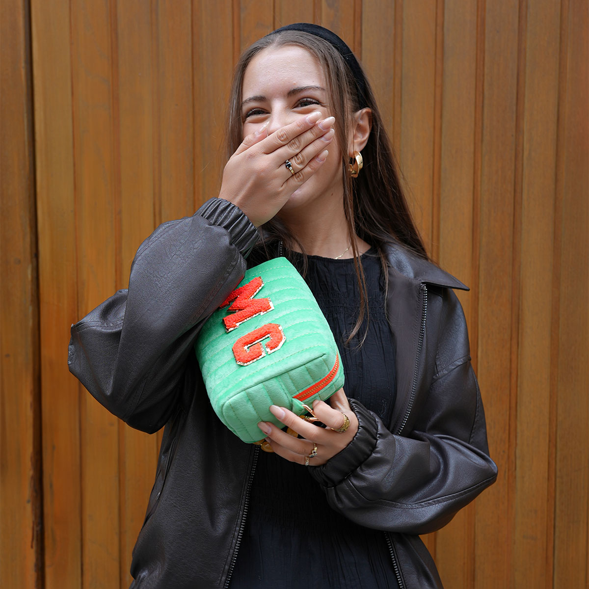 Lola Samt-Tasche Apfel Grün