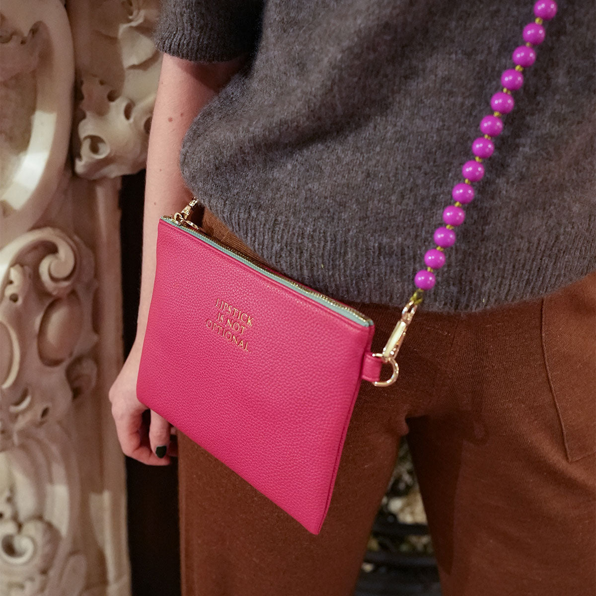 Lia Pouch Raspberry