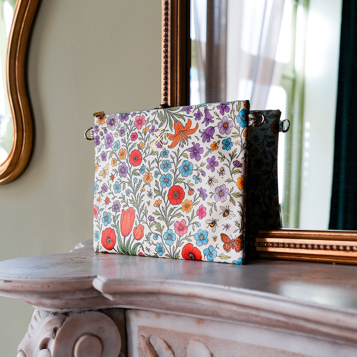 Stella Clutch Floral Creme