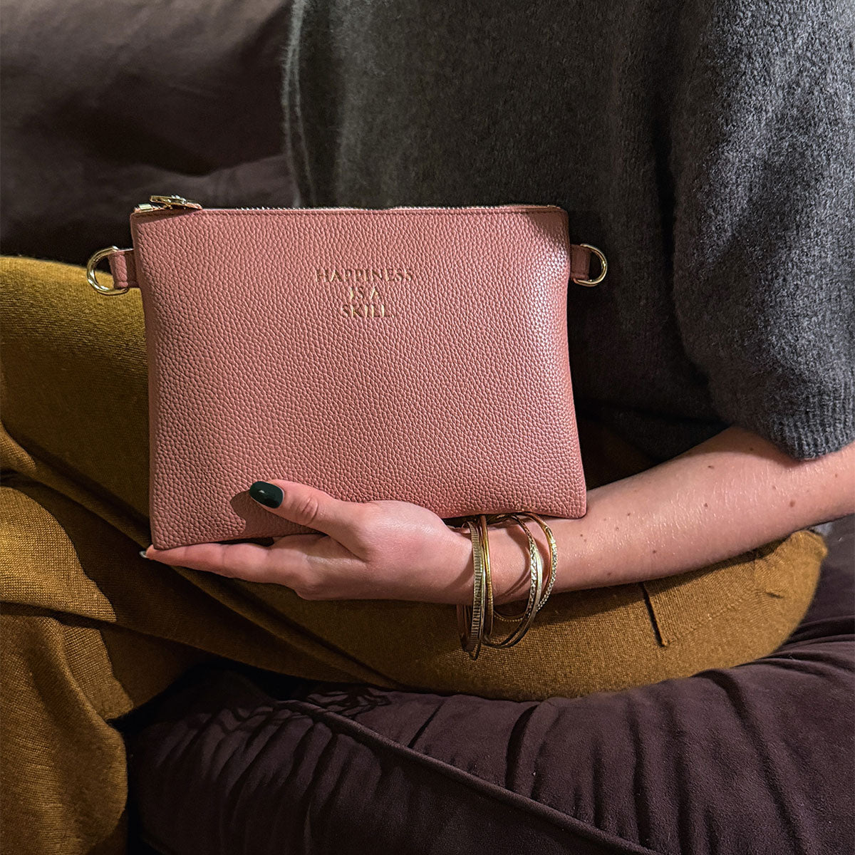 Lia Pouch Taupe