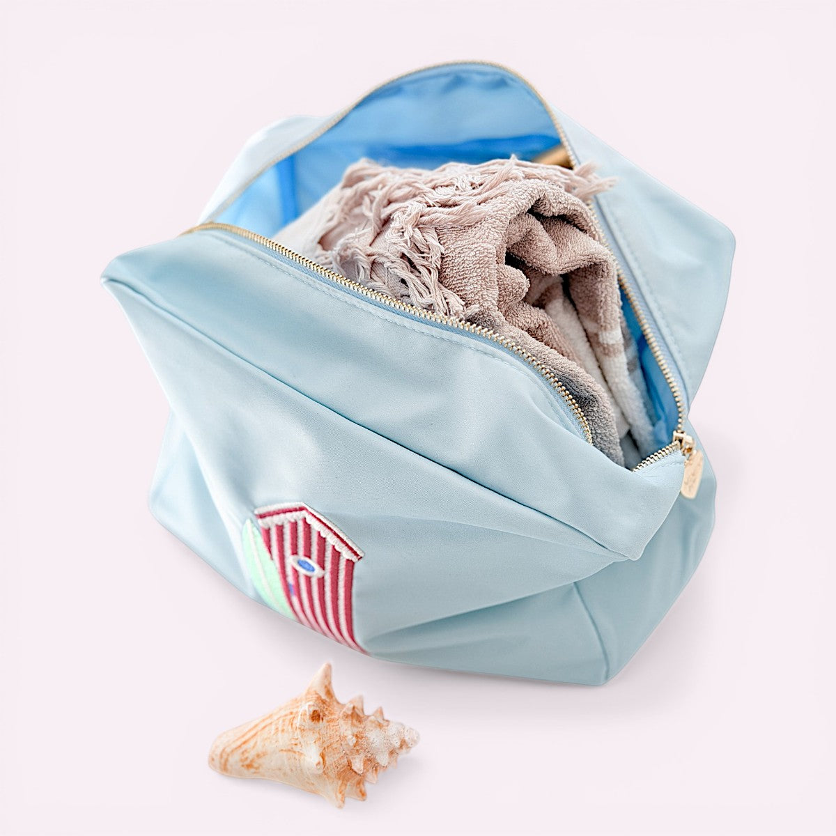 Handbestickte Nylon Tasche Beach Hut Aqua