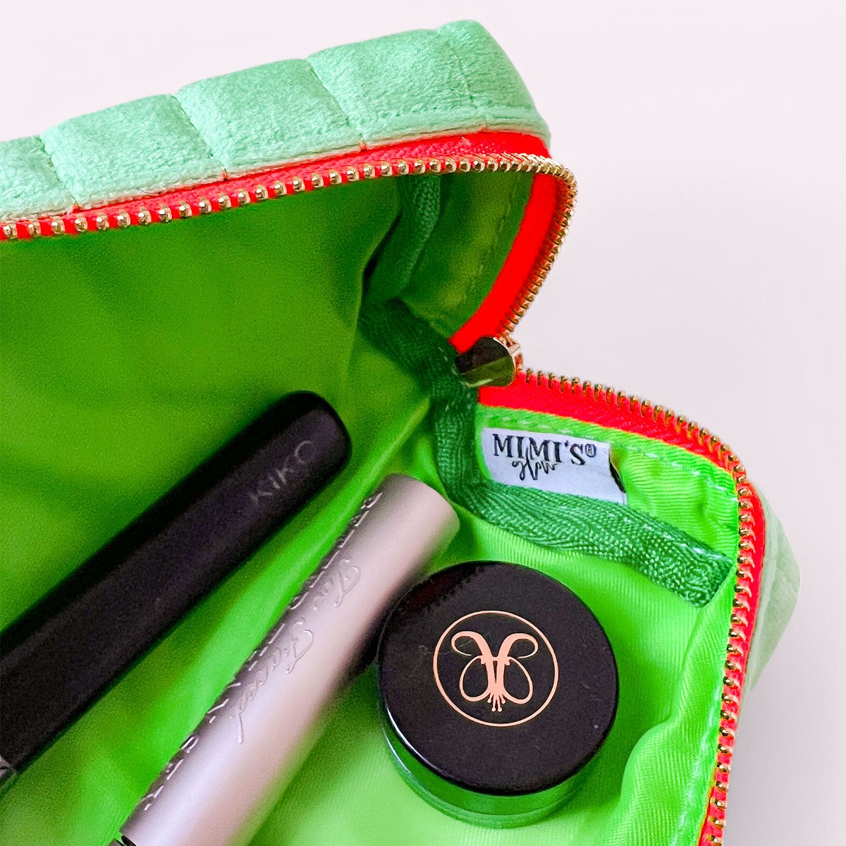 Selma Samt Mäppchen Apfel Grün