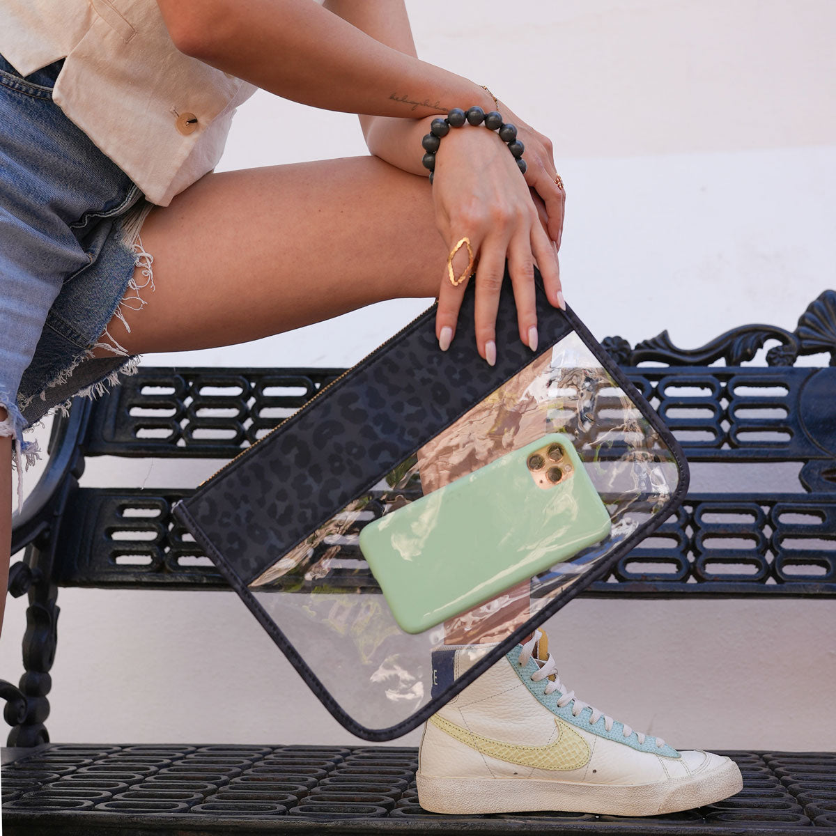 Cora Transparente Clutch Anthrazit