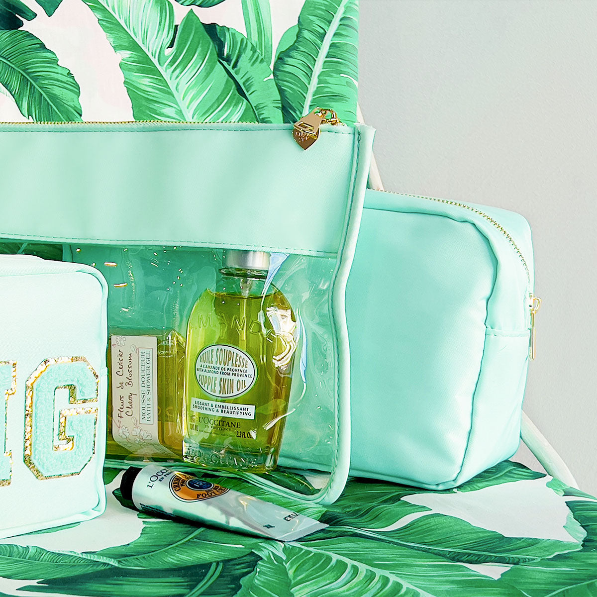 Cora Transparente Clutch Magic Mint