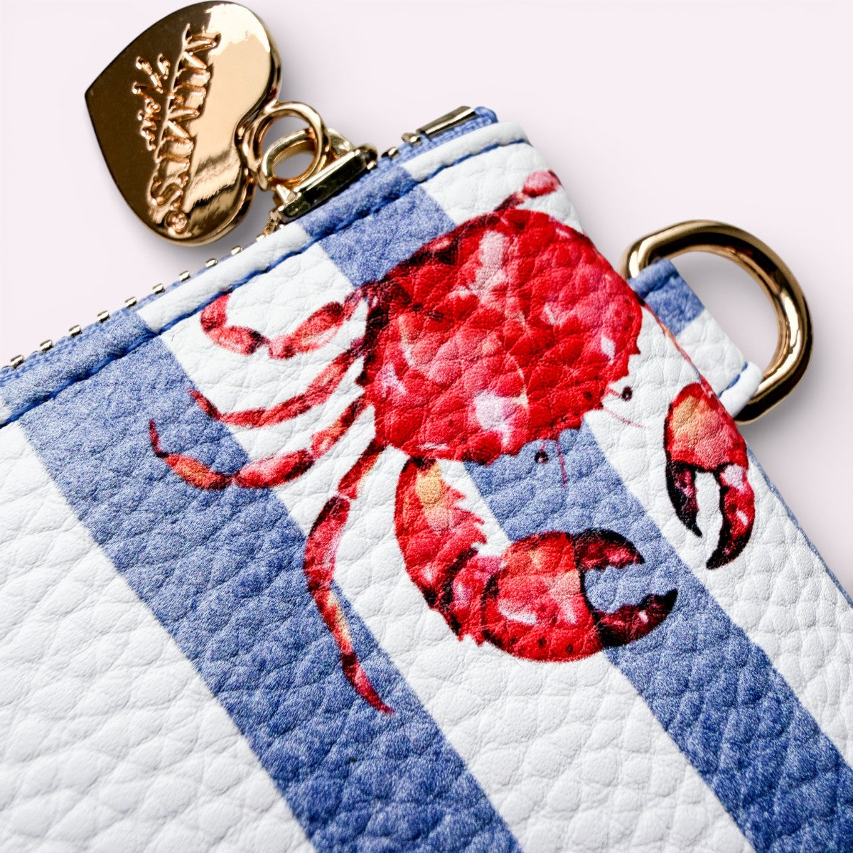 Lia Pouch Lobster