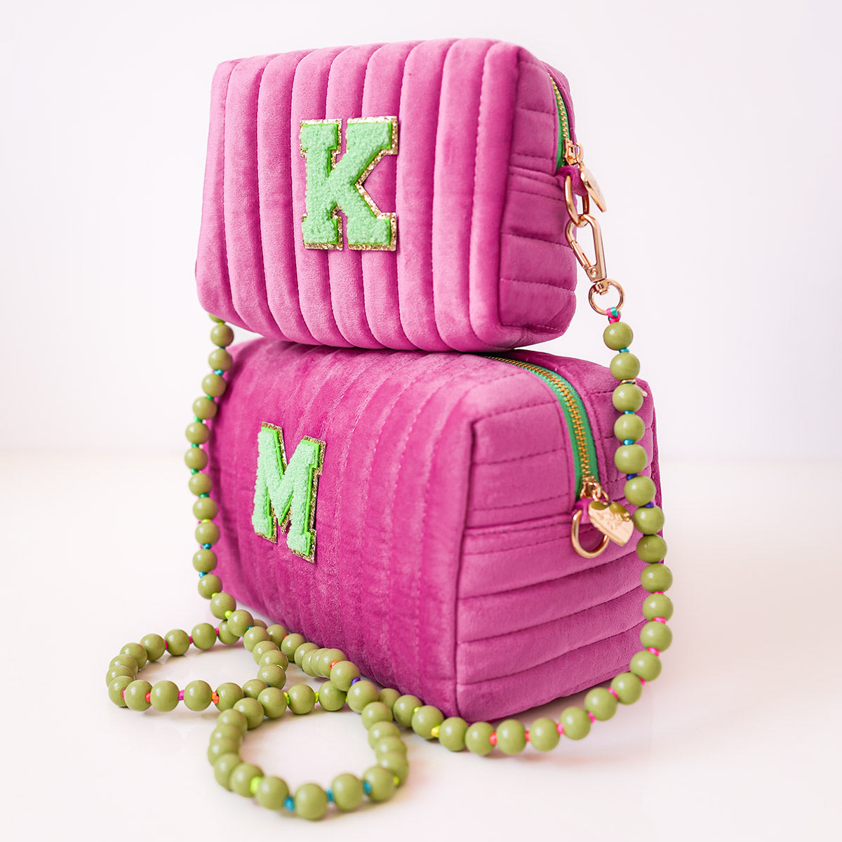Lucia Samt Tasche Magenta