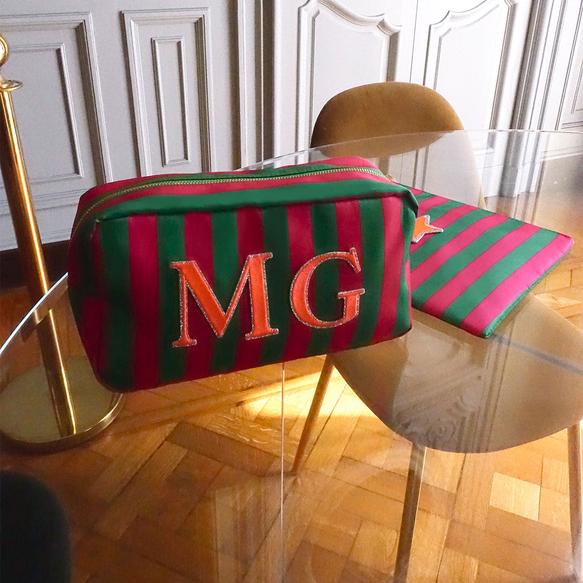 Glitzer Buchstaben Mimi's Serif Neon Orange