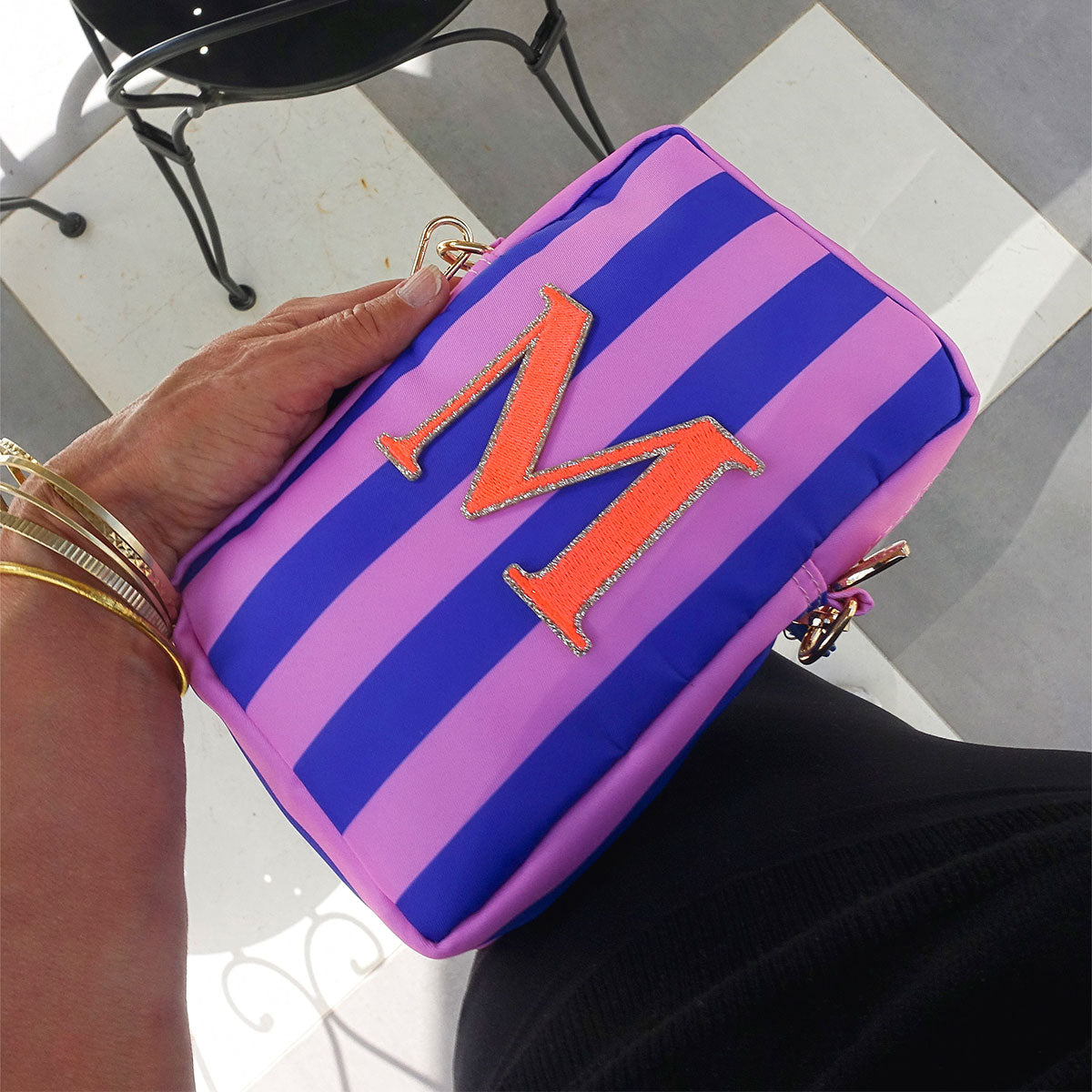 Glitzer Buchstaben Mimi's Serif Neon Orange