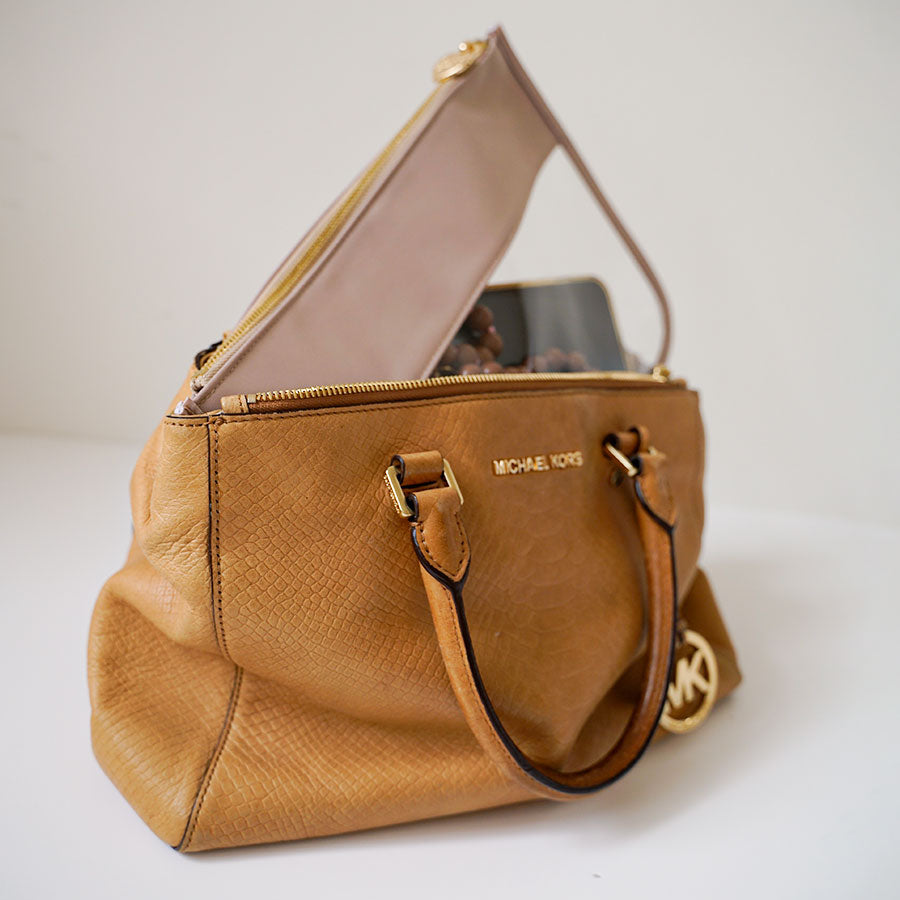 Cora Transparente Clutch Taupe
