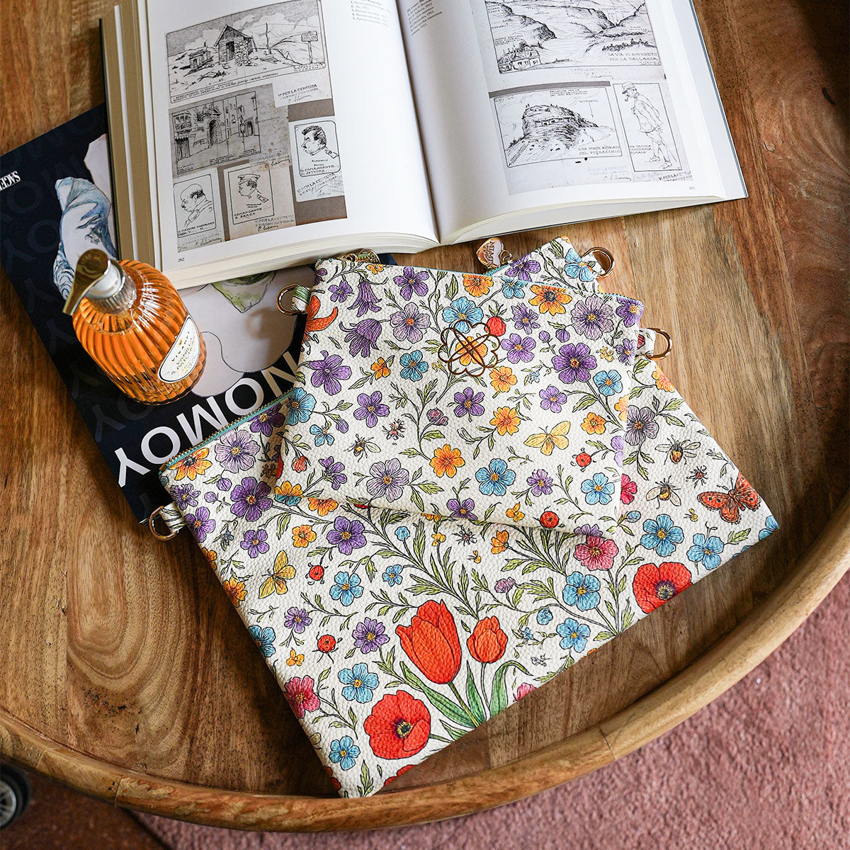 Lia Pouch Floral Creme