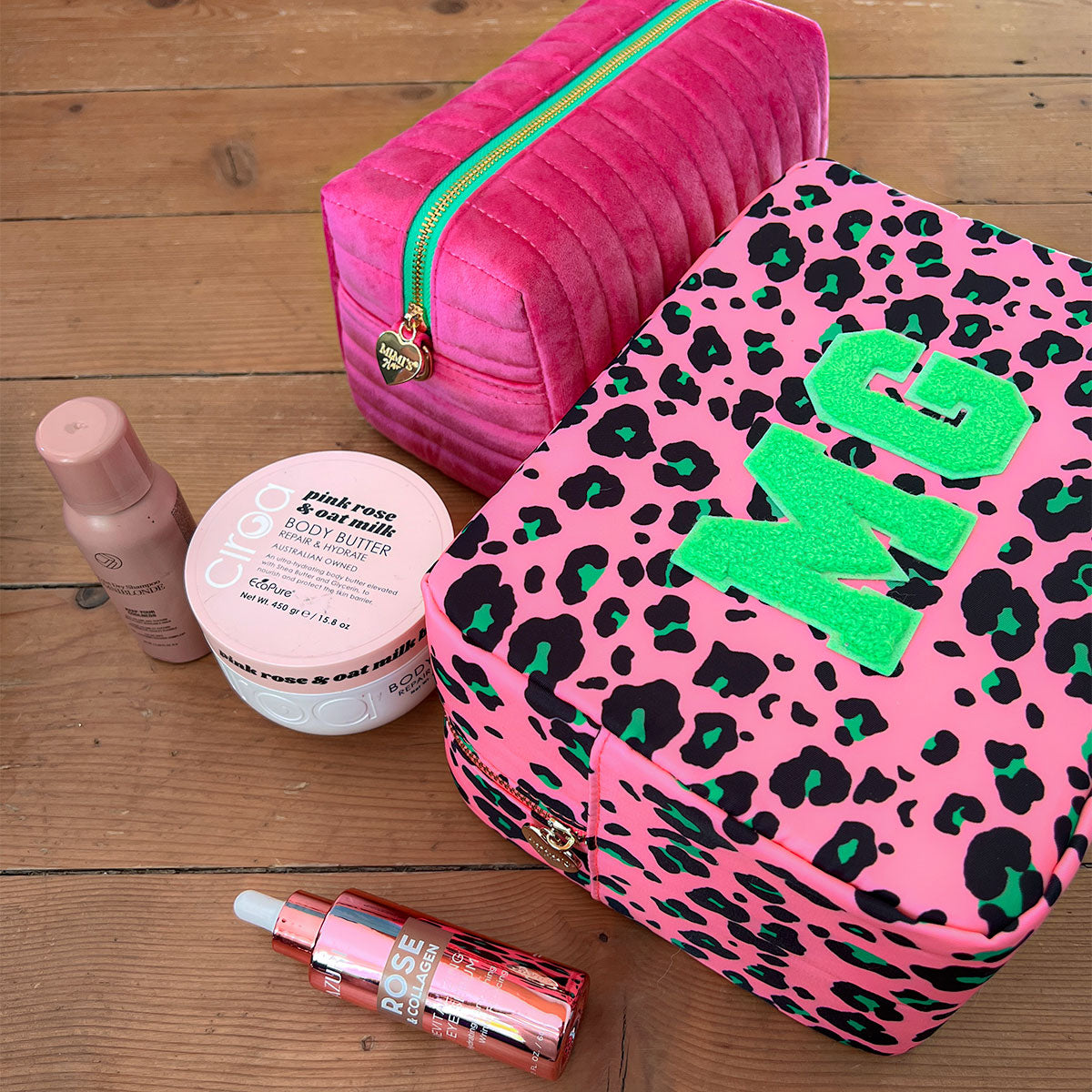 Lola Samt Tasche Magenta