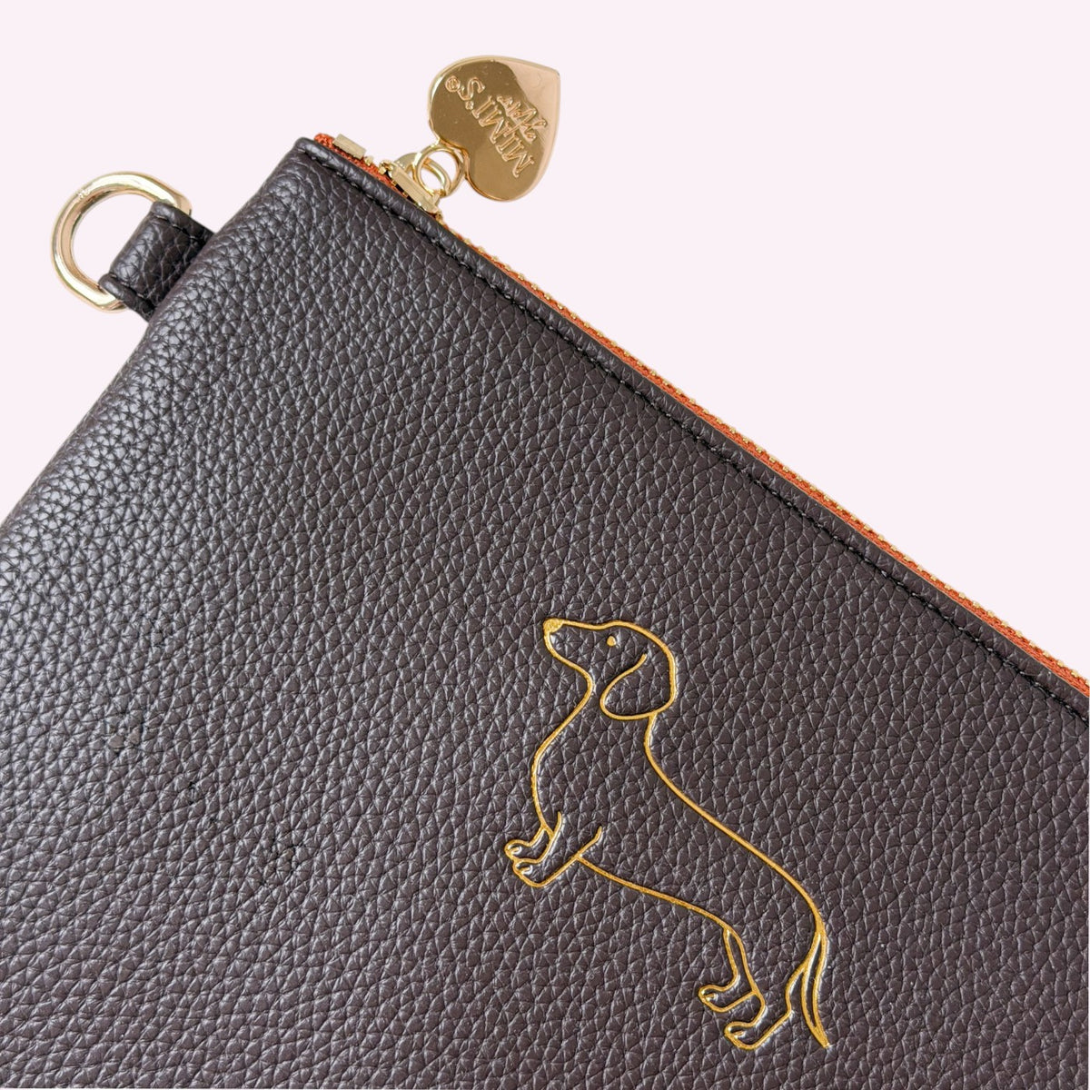 Lia Pouch Chocolate