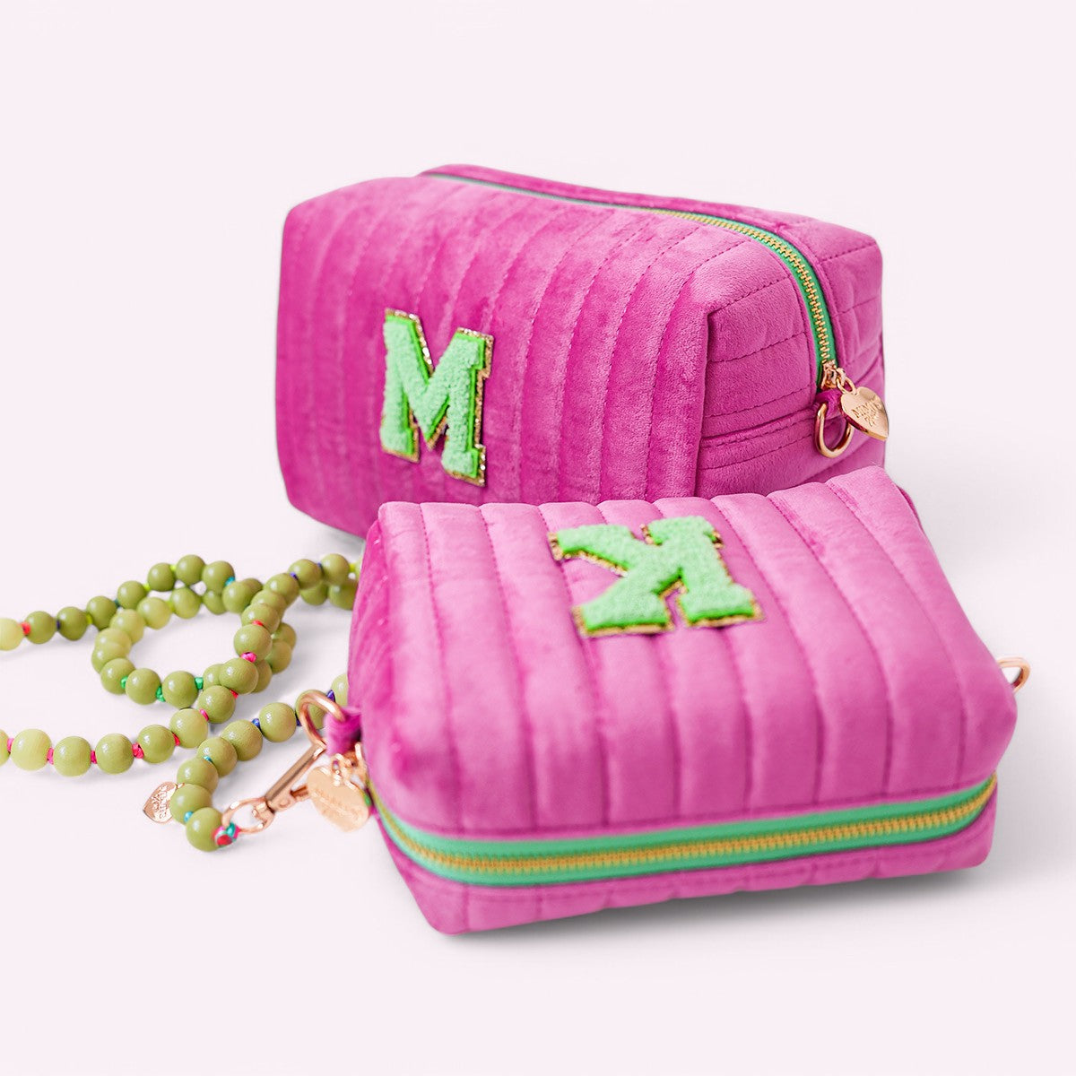 Lola Samt Tasche Magenta
