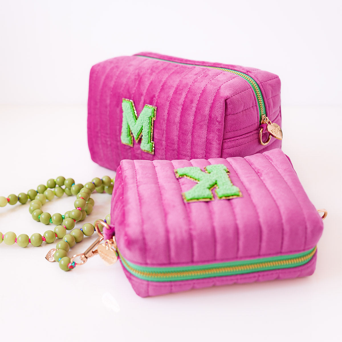 Lola Samt Tasche Magenta