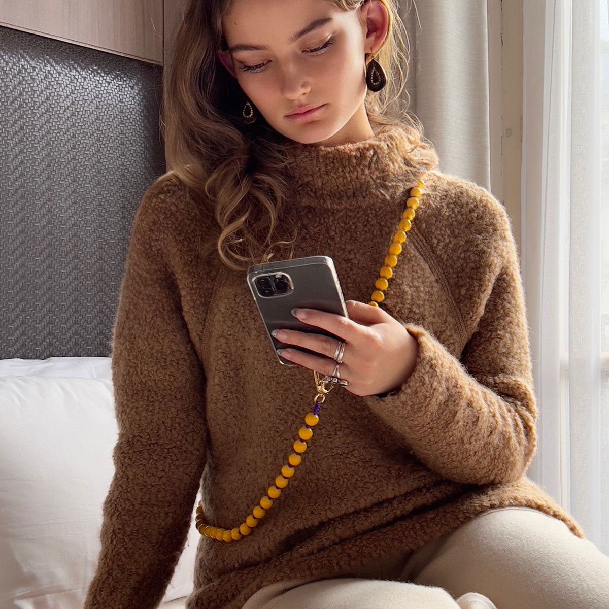 Handykette Holzperlen Mais