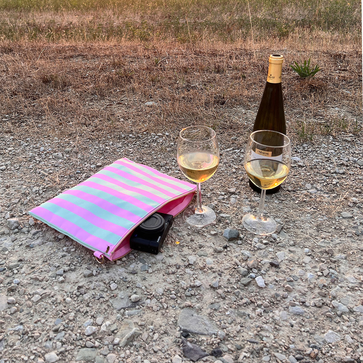 Riva Clutch Stripes Princess Pink Magic Mint